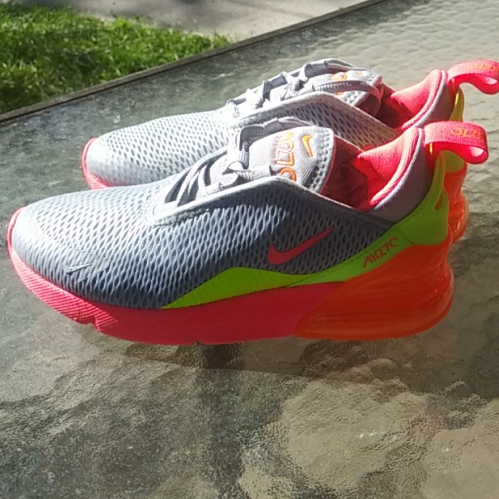 Nike Air Max 270